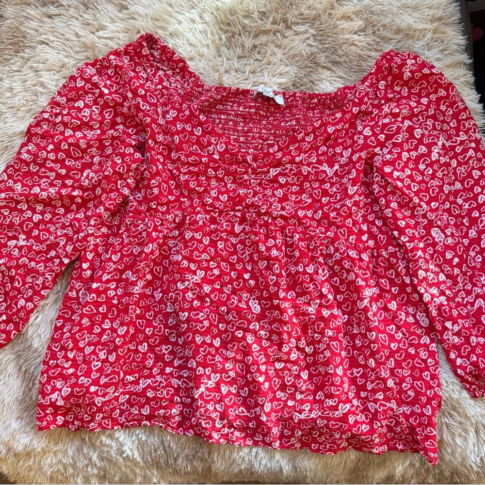 EUC Sz 16 Loft Red Heart Printed Blouse Cinched Sweetheart Neck Smocked Back